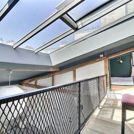 Charming Loft By Canal Saint Martin Διαμέρισμα