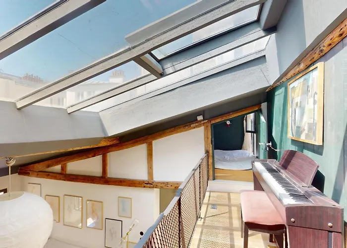Charming Loft By Canal Saint Martin Апартаменты